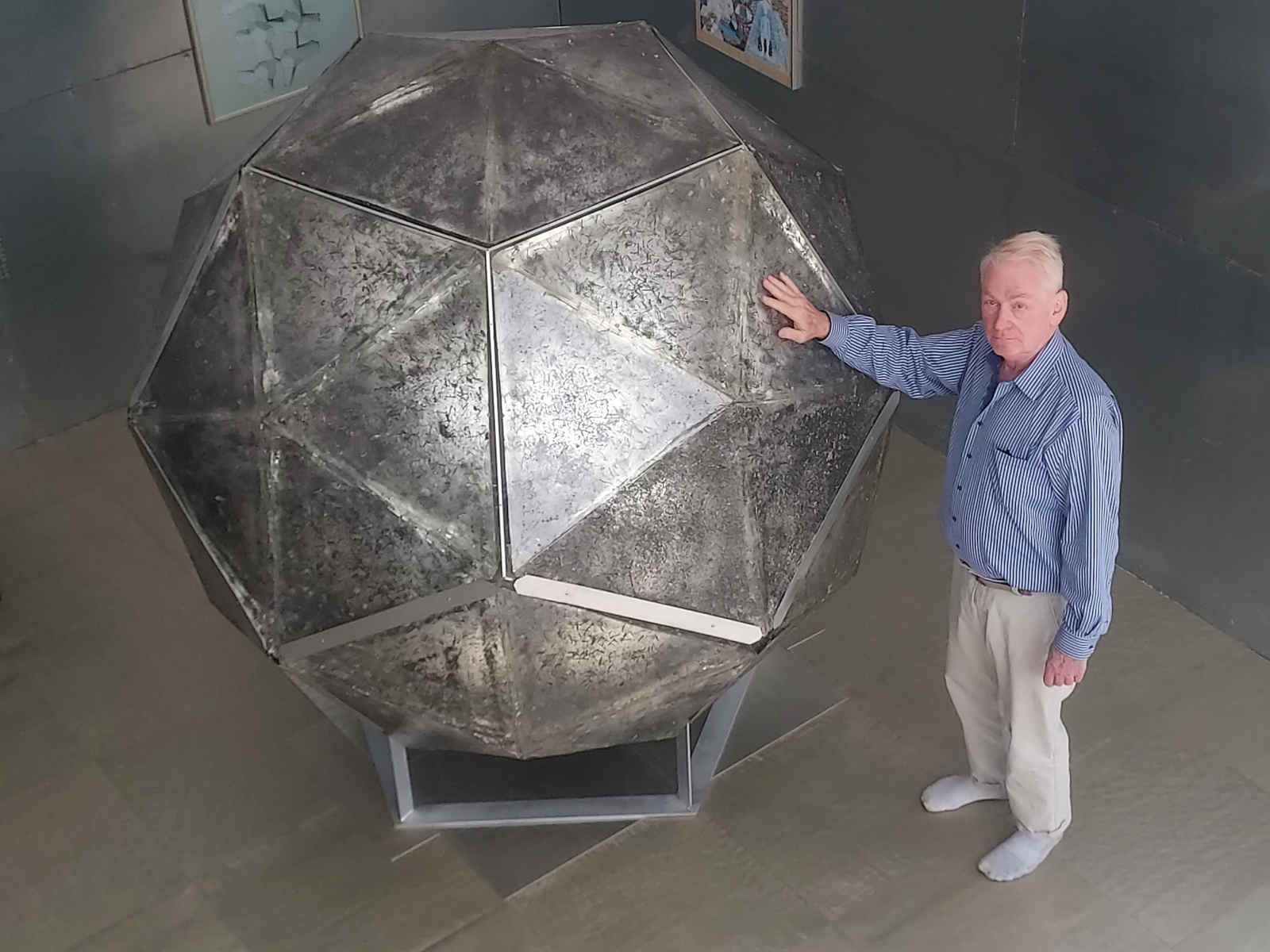 robert-strong-the-creator-of-the-orgonite